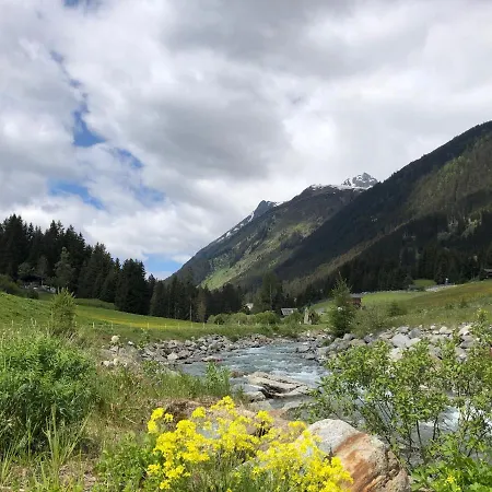 Отель Garni - - - 3*