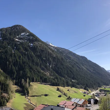 Hotel Garni - - - Kappl (Landeck)