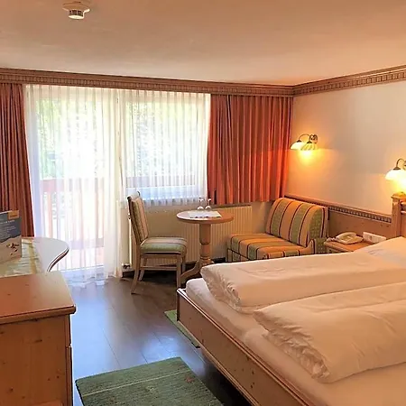 Garni - - - Hotel Kappl (Landeck)
