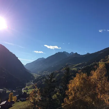 Hotel Garni - - - 3*