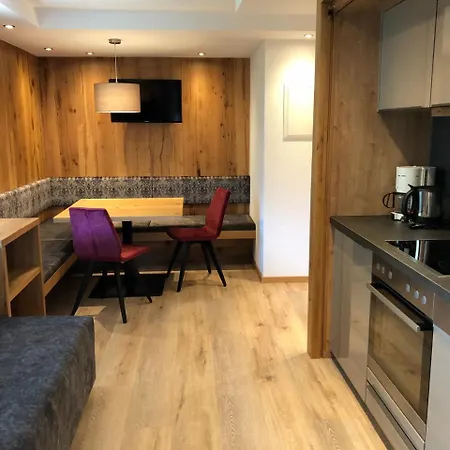 Garni - - - Kappl (Landeck)