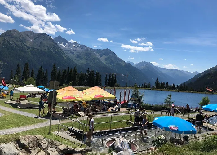 호텔 Garni - - - 3*