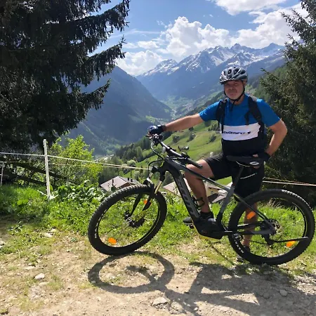 호텔 Garni - - - 카플