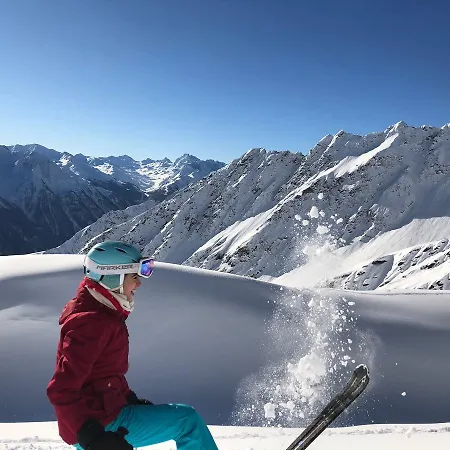 호텔 Garni - - - 3*