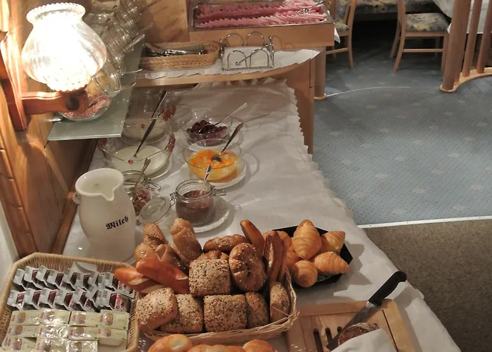 Garni - - - Hotel 3*